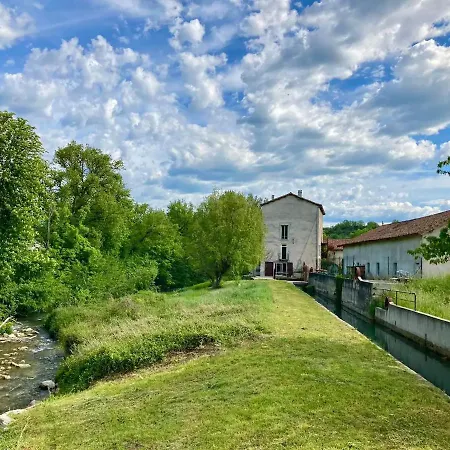 The Mill France- Near Millau בית הארחה Saint-Georges-de-Luzençon