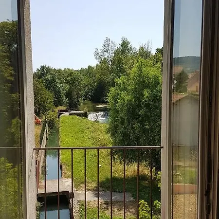 The Mill France- Near Millau בית הארחה Saint-Georges-de-Luzençon